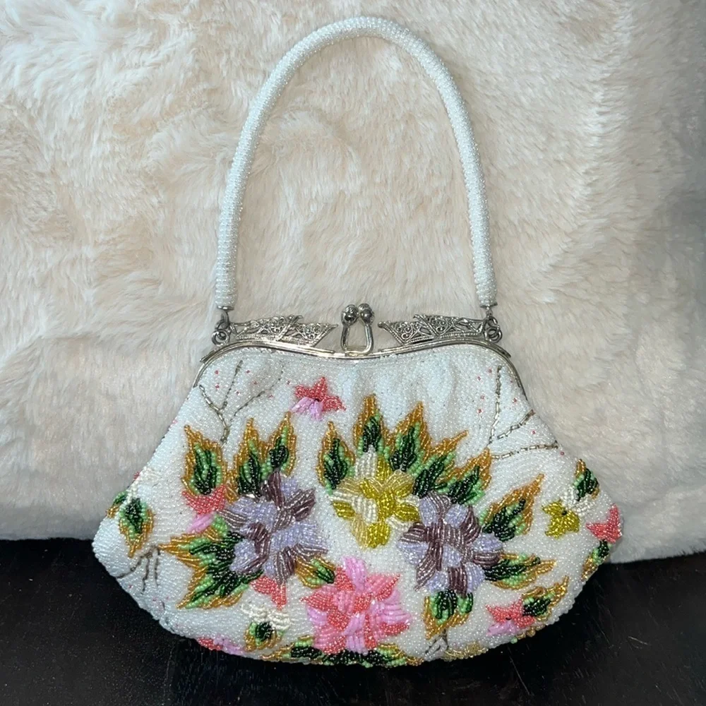 Vintage all beaded clutch bag white with flowers dainty delicate feminine pretty